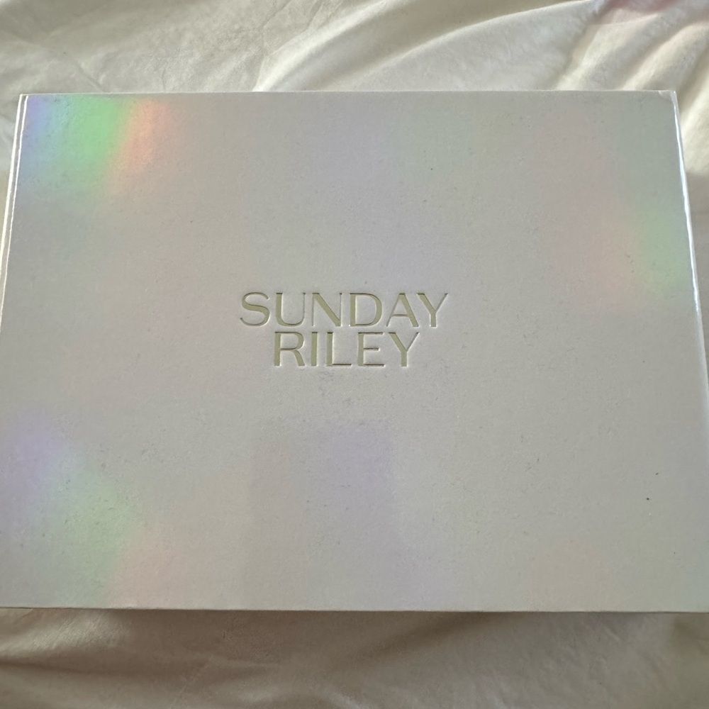 Sunday Riley Superstars Vol 1 - Picture 4 of 4